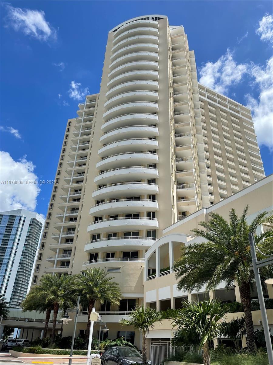 ONE TEQUESTA POINT CONDO - Residential Lease