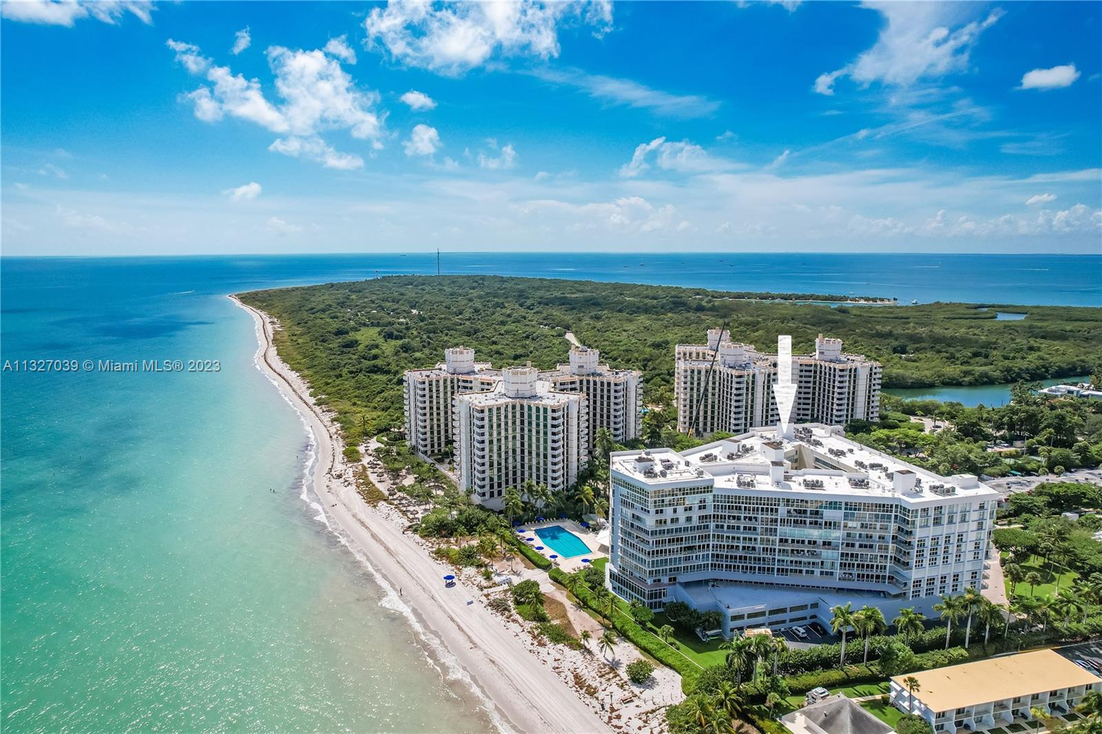 MAR-AZUL CONDO - Residential