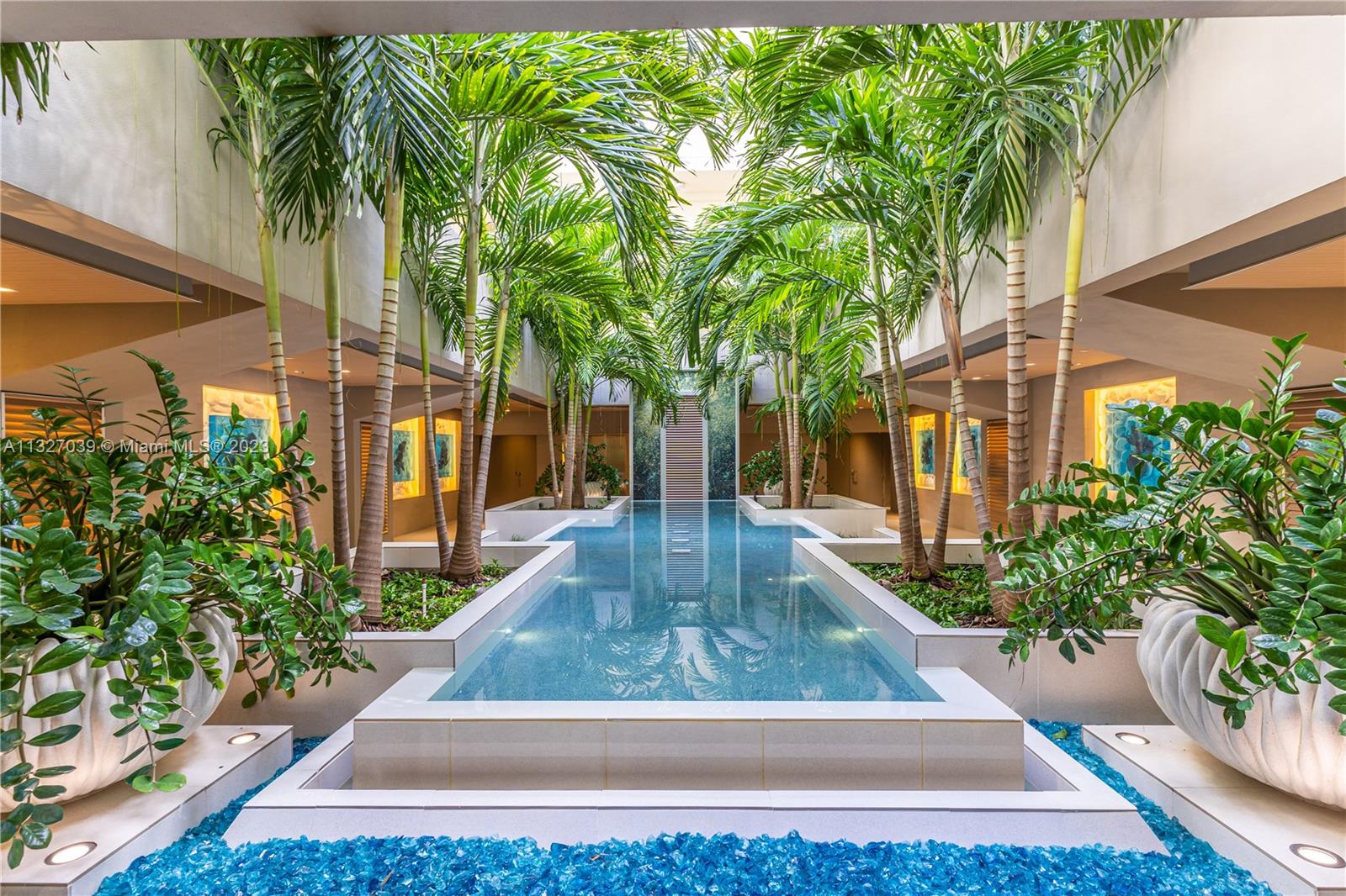 MAR-AZUL CONDO - Residential