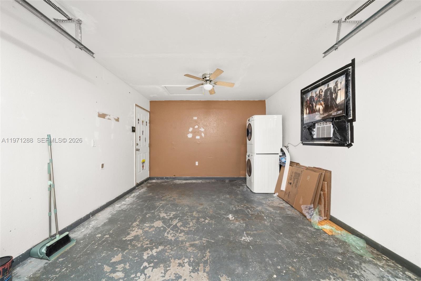 1139.100 - EAST PALMHURST - Residential