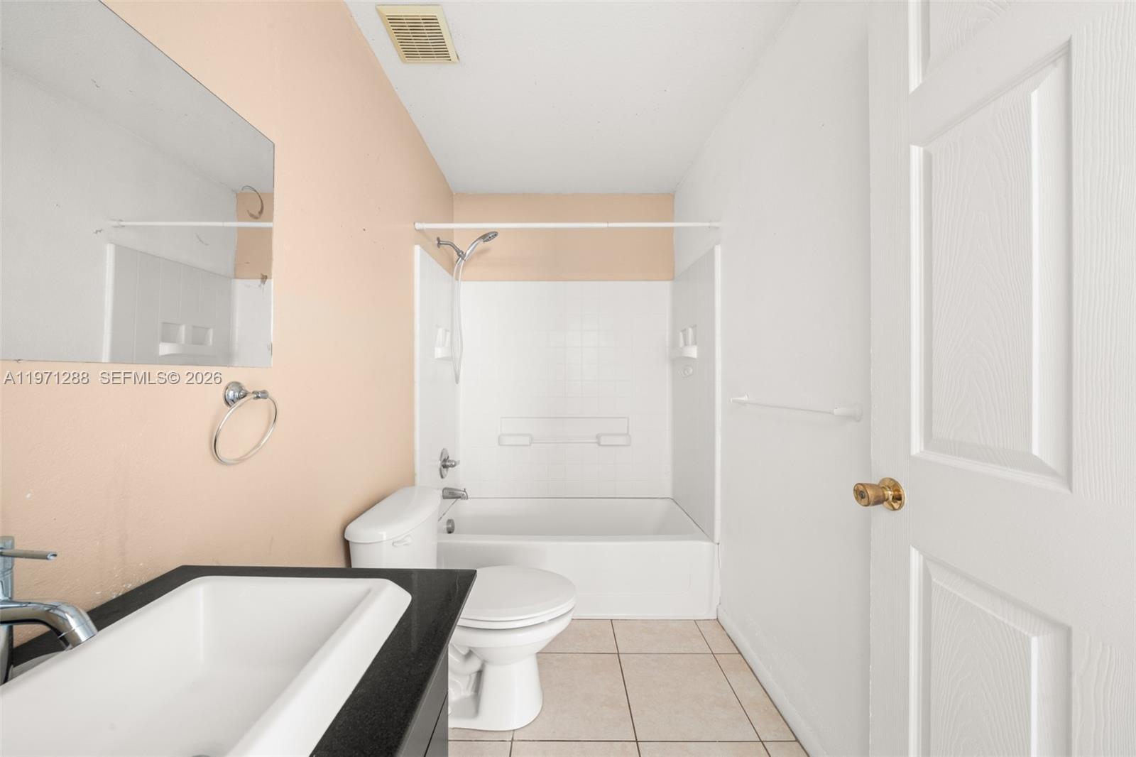 1139.100 - EAST PALMHURST - Residential