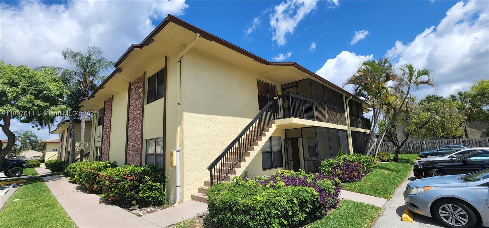Rental Property at 10029 Winding Lake Rd 201, Sunrise, Miami-Dade County, Florida - Bedrooms: 2 
Bathrooms: 2  - $1,900 MO.