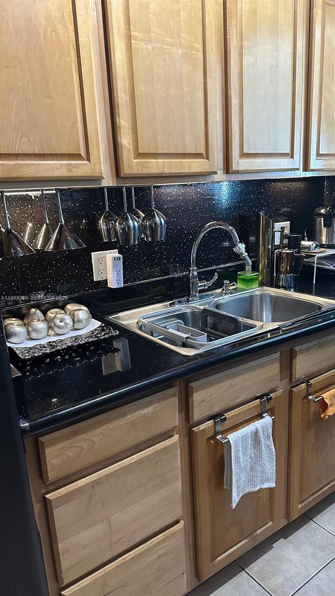 JEFFERSON PLACE CONDO - Residential