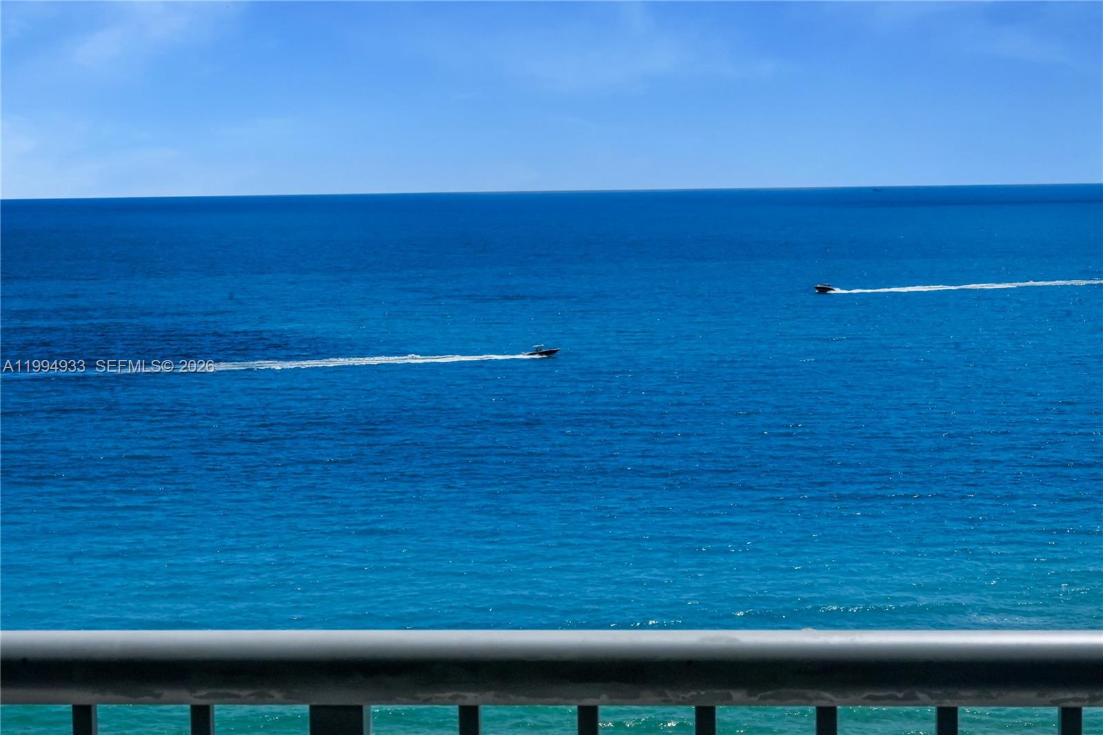 MIRASOL OCEAN TOWERS COND - Residential