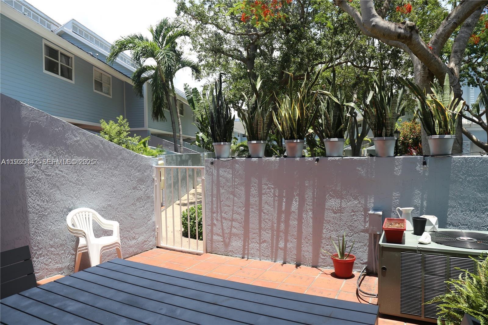 798 Crandon Blvd 13-C