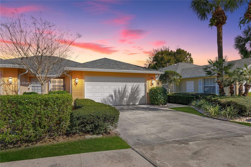 Photo of 256 Brier Cir, Jupiter, FL 33458 (MLS # A11518313)