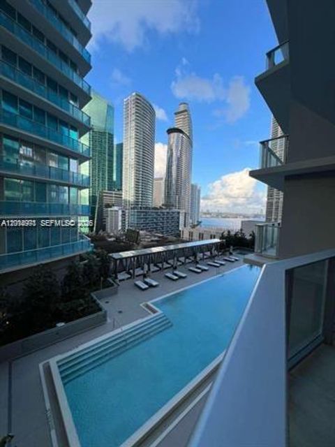 77 SE 5th St 1605 Miami FL 33131