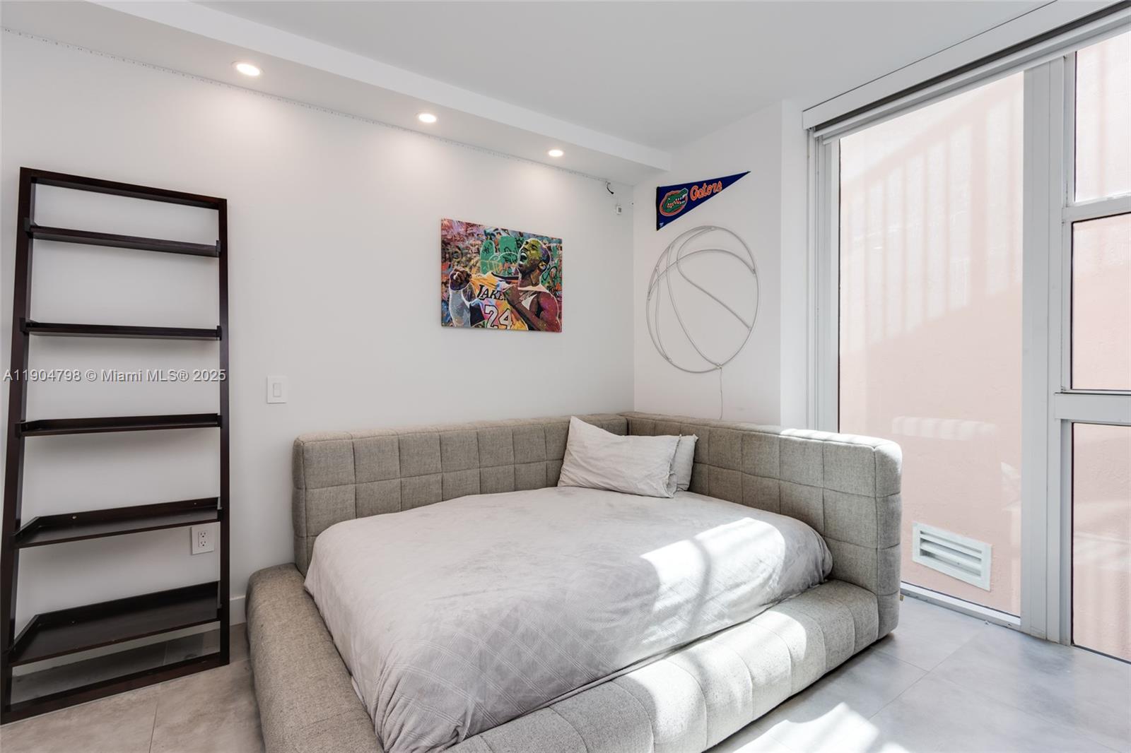 100 HIDDEN BAY CONDO - Residential