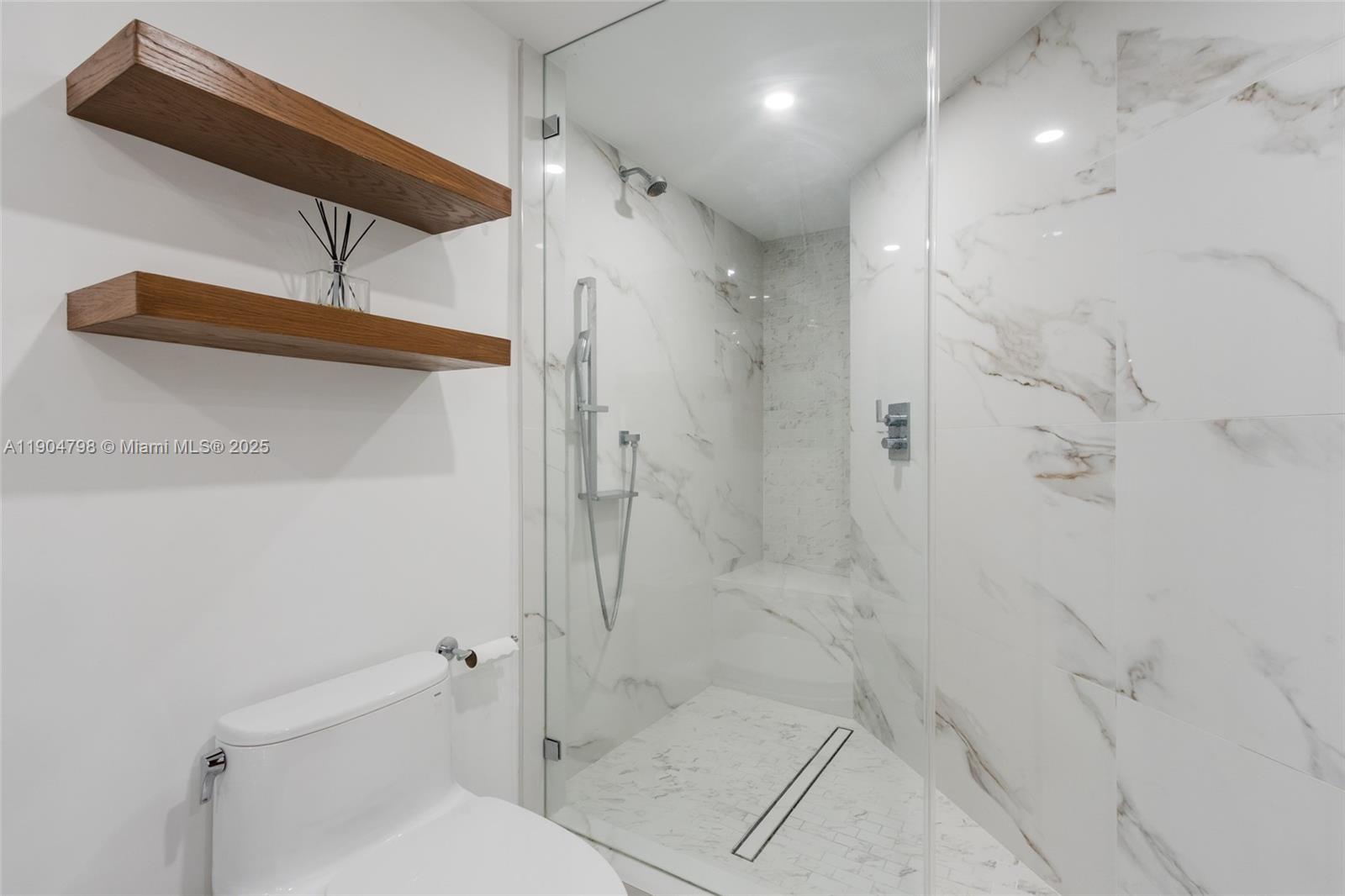 100 HIDDEN BAY CONDO - Residential