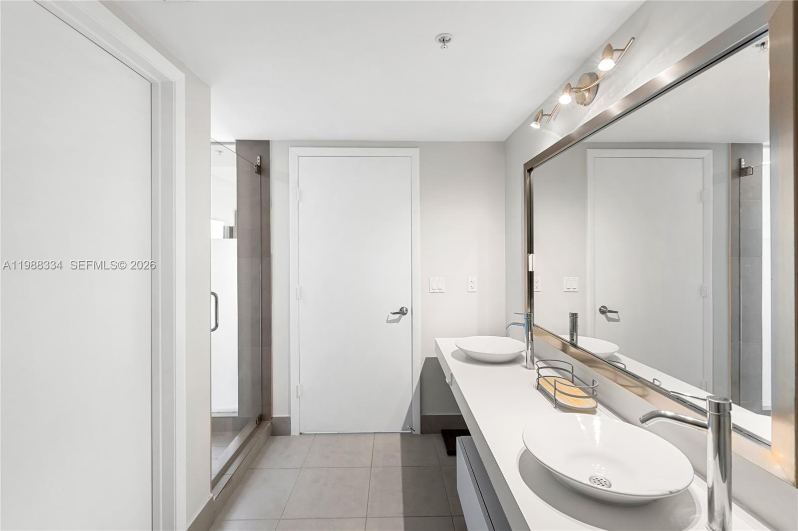 MINT CONDO - Residential Lease