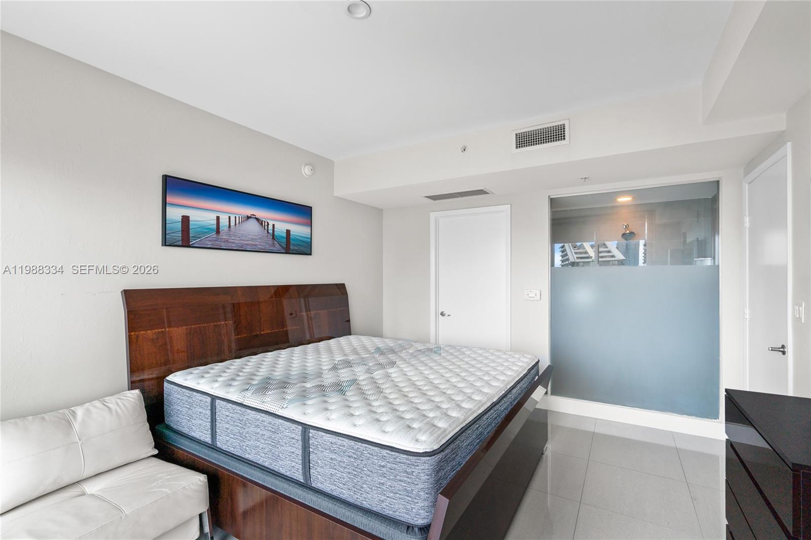 MINT CONDO - Residential Lease