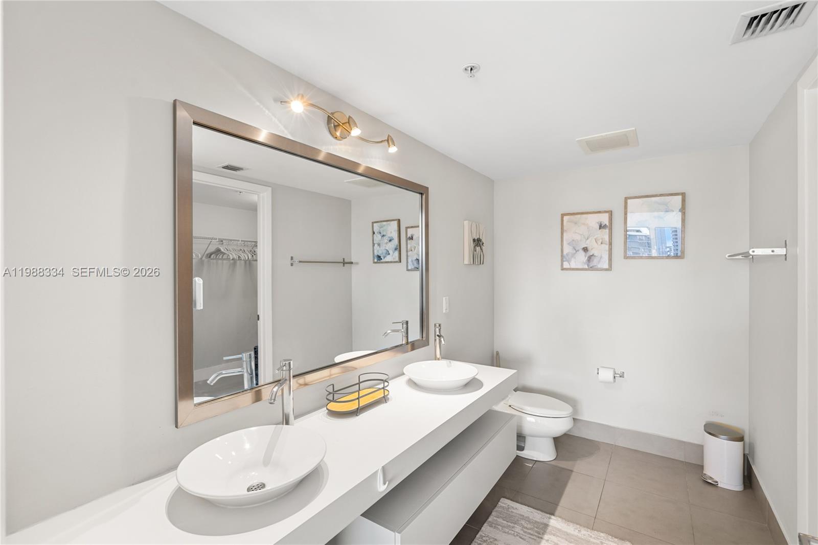 MINT CONDO - Residential Lease