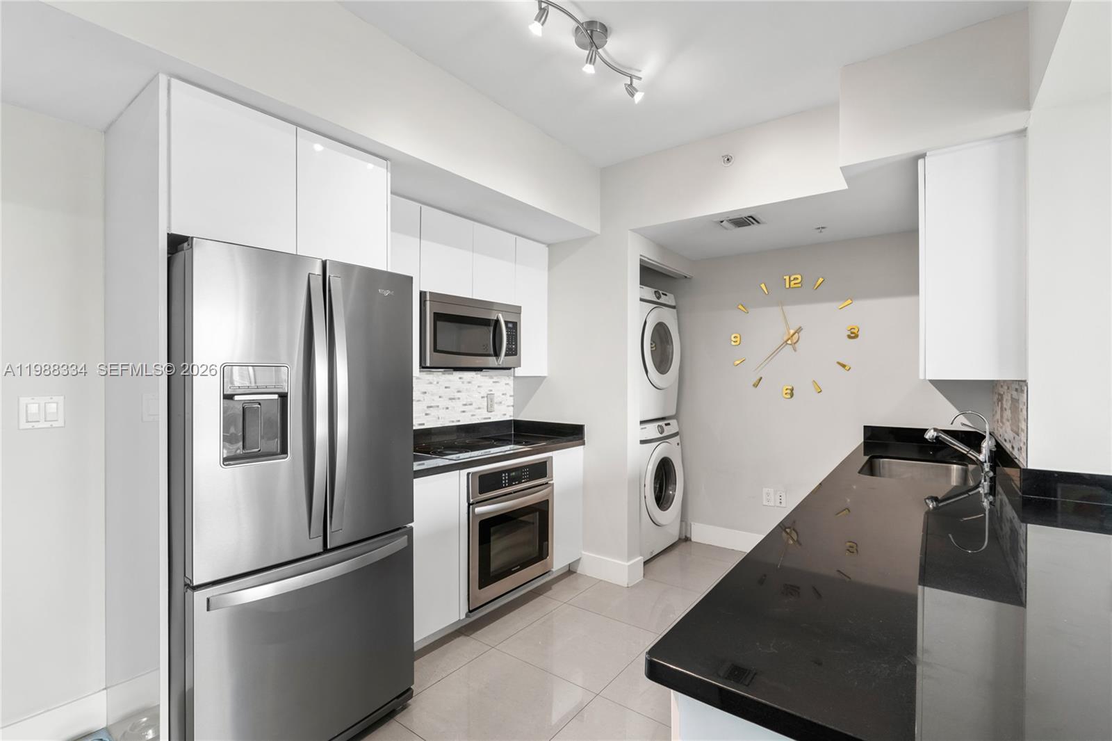 MINT CONDO - Residential Lease