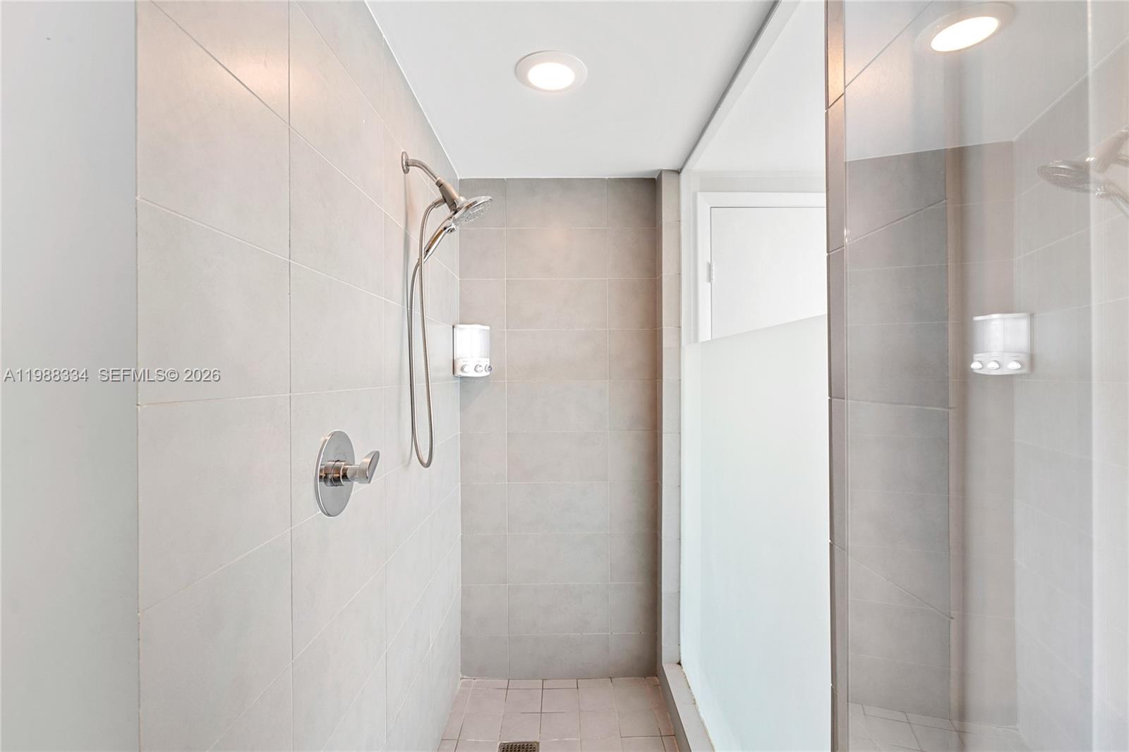 MINT CONDO - Residential Lease