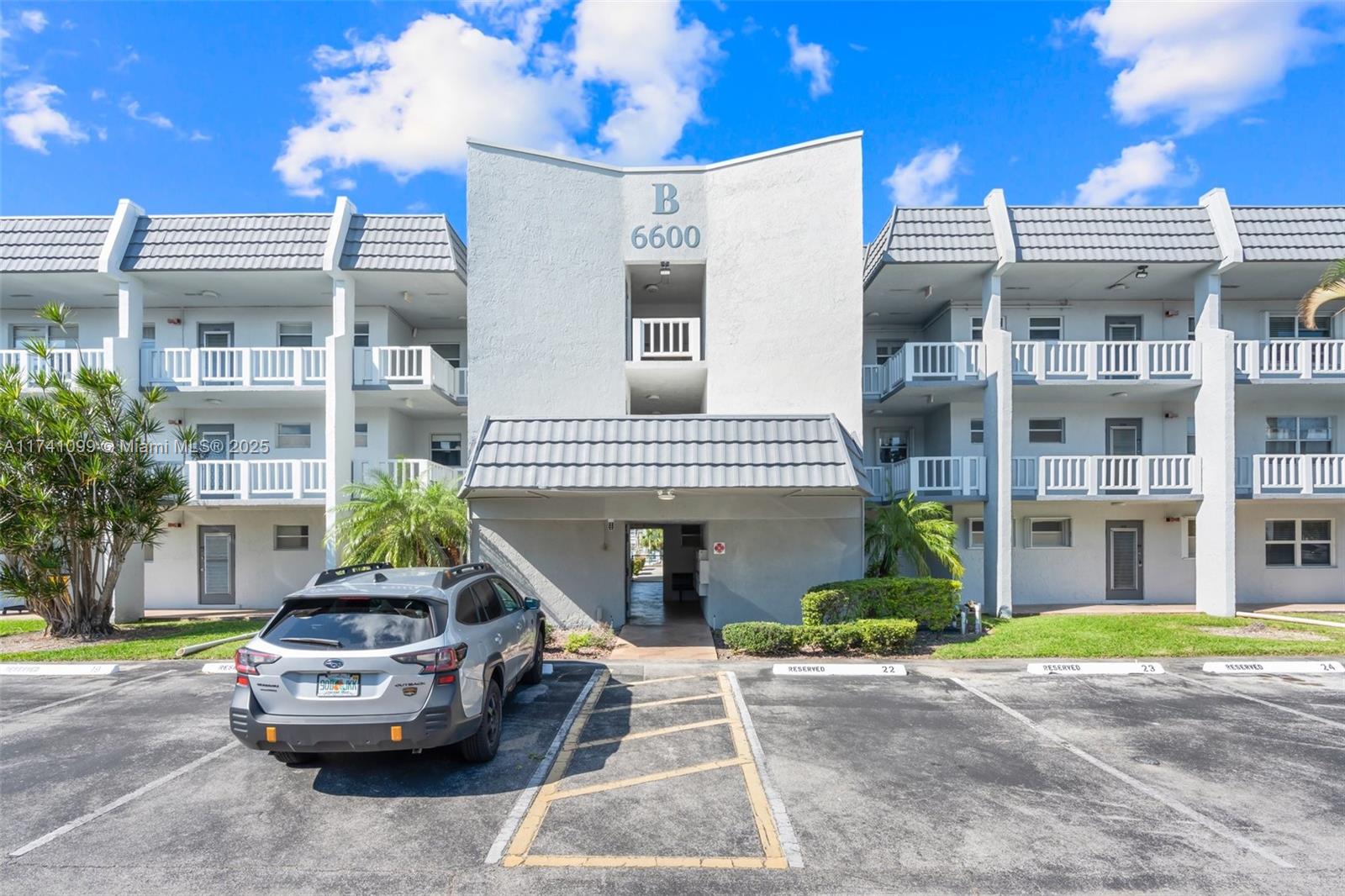Property for Sale at 6600 Royal Palm Blvd 308B, Margate, Broward County, Florida - Bedrooms: 1 
Bathrooms: 2  - $89,900