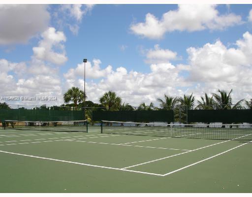 PROMENADE AT KENDALE LAKE - Residential Lease