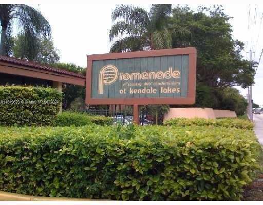 PROMENADE AT KENDALE LAKE - Residential Lease