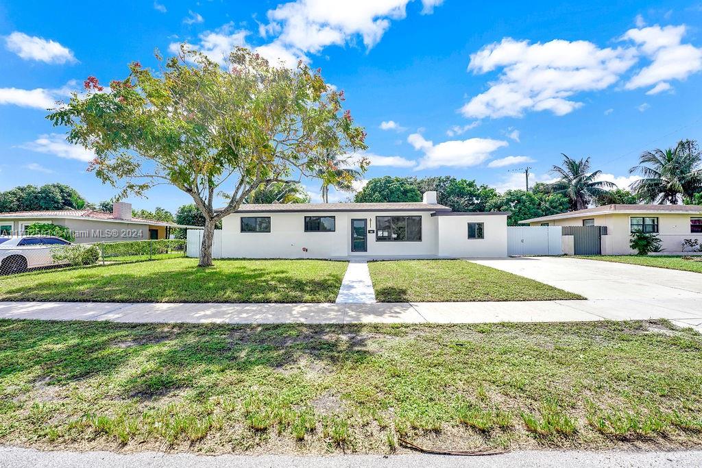 Property for Sale at 60 Ne 193rd Ter, Miami, Broward County, Florida - Bedrooms: 4 
Bathrooms: 3  - $549,000