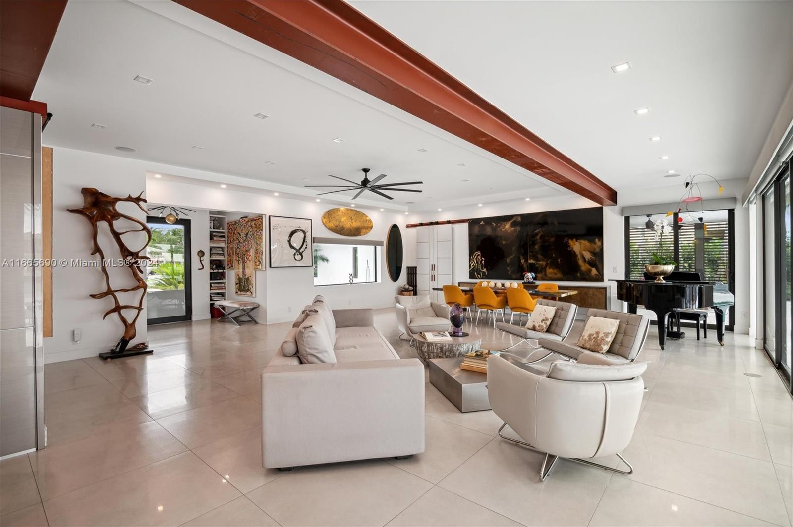 LAKESIDE - Residential