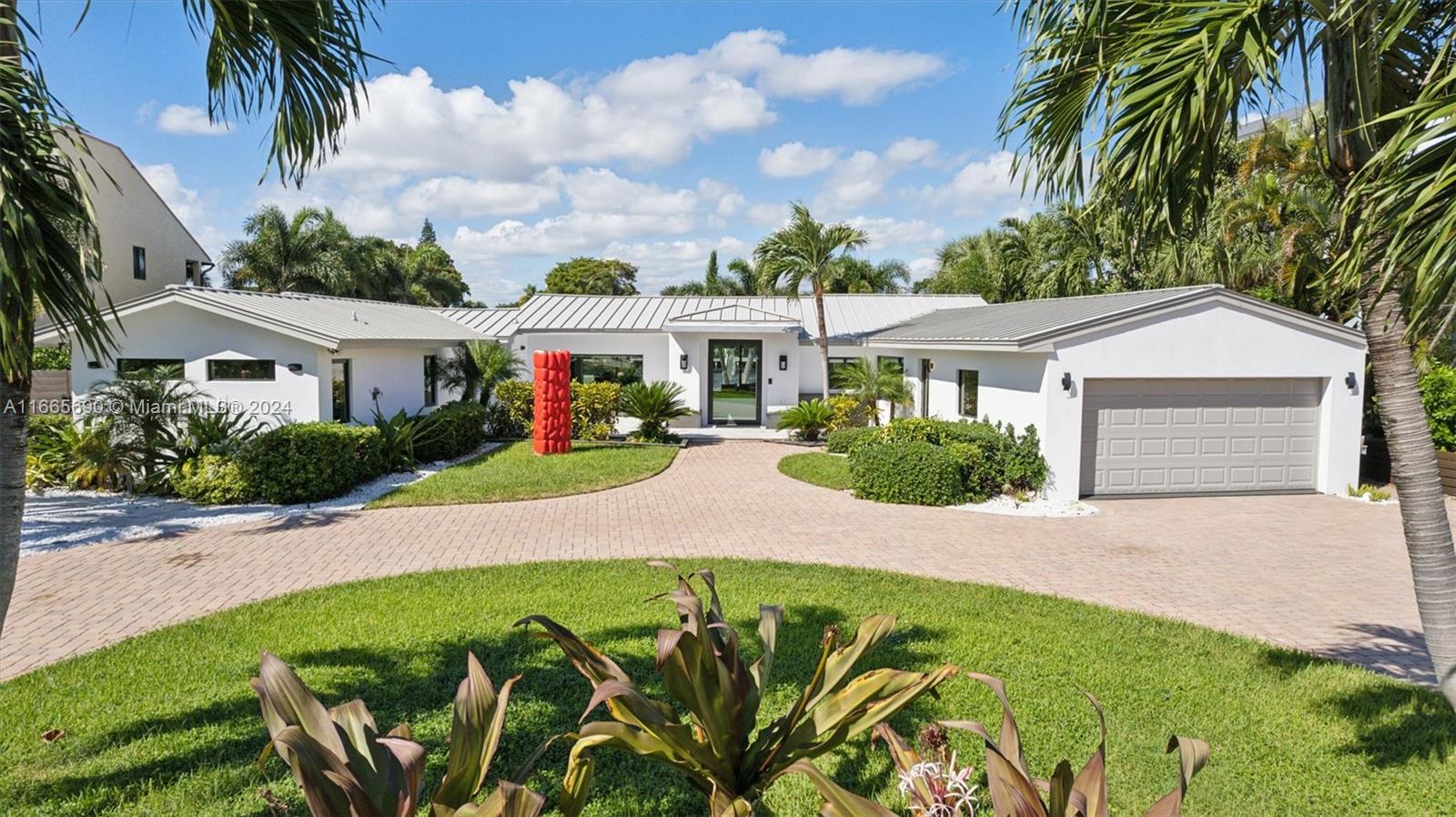 LAKESIDE - Residential