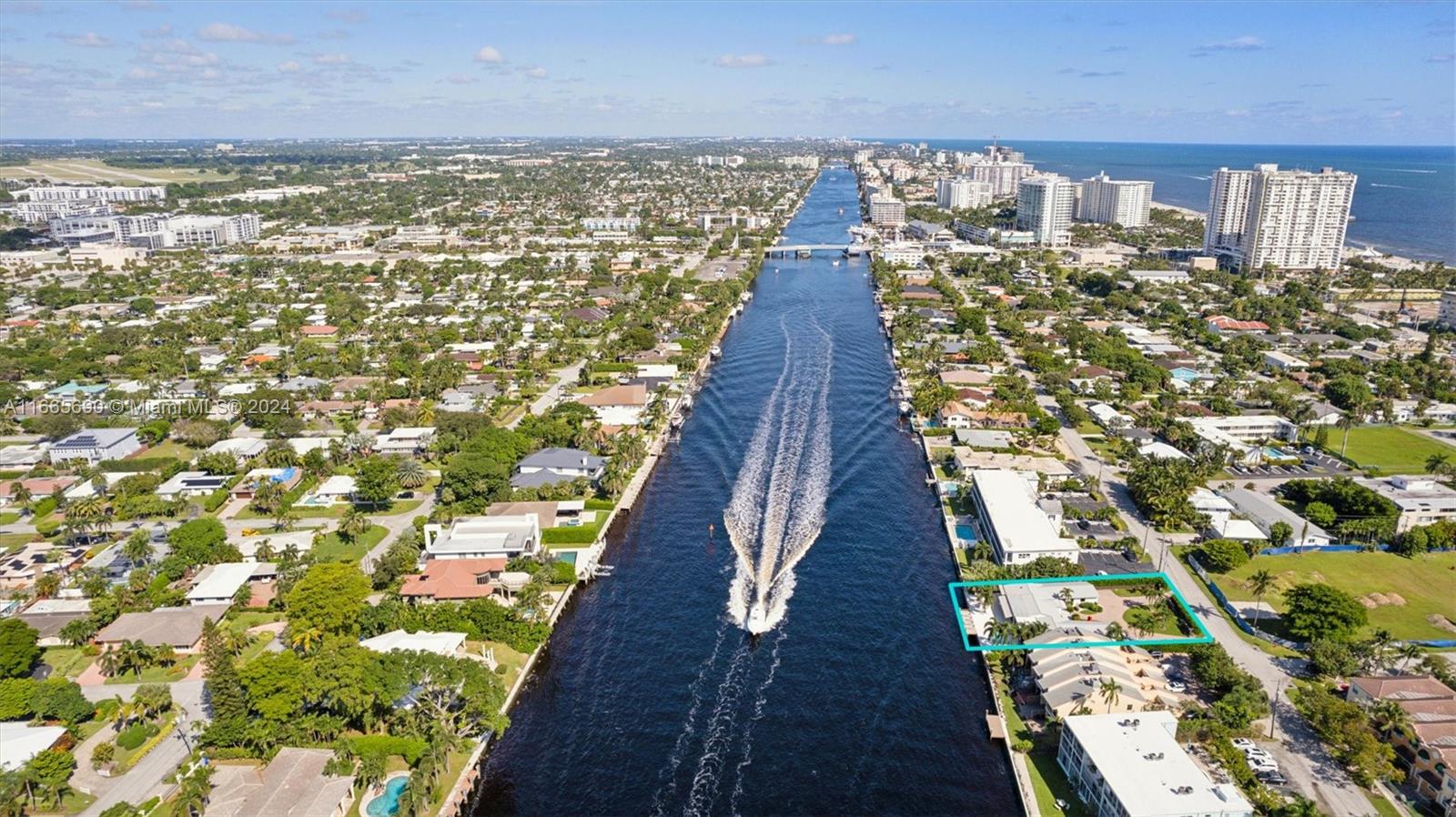 LAKESIDE - Residential