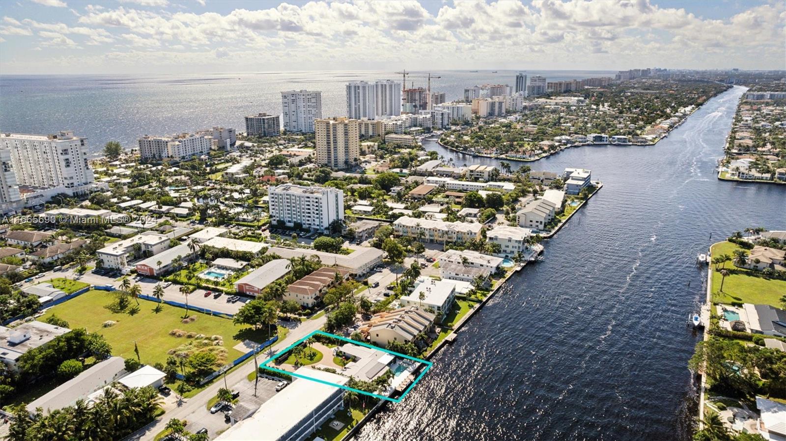 LAKESIDE - Residential