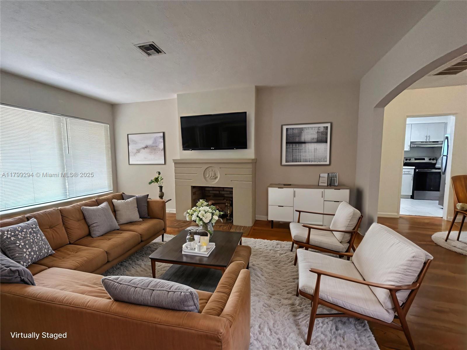 BRICKELL ESTATES - Residential