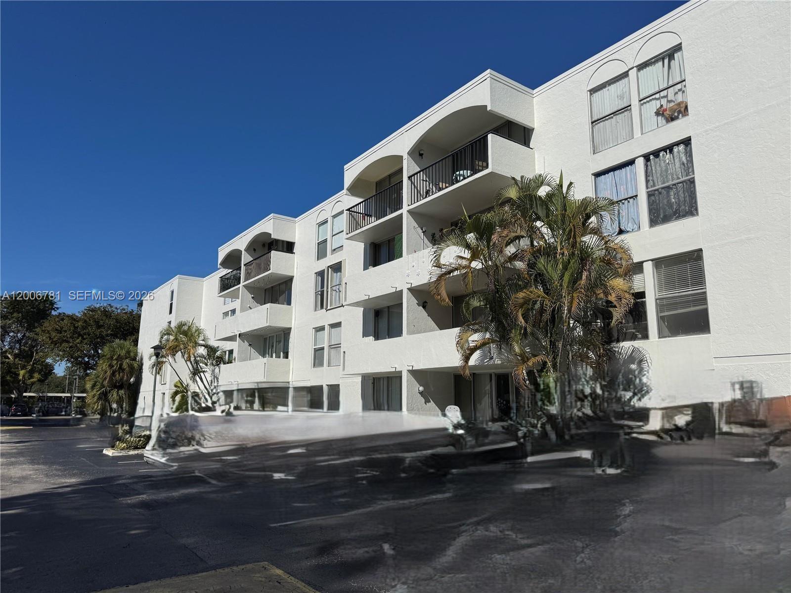 2160 SW 16th Ave 417