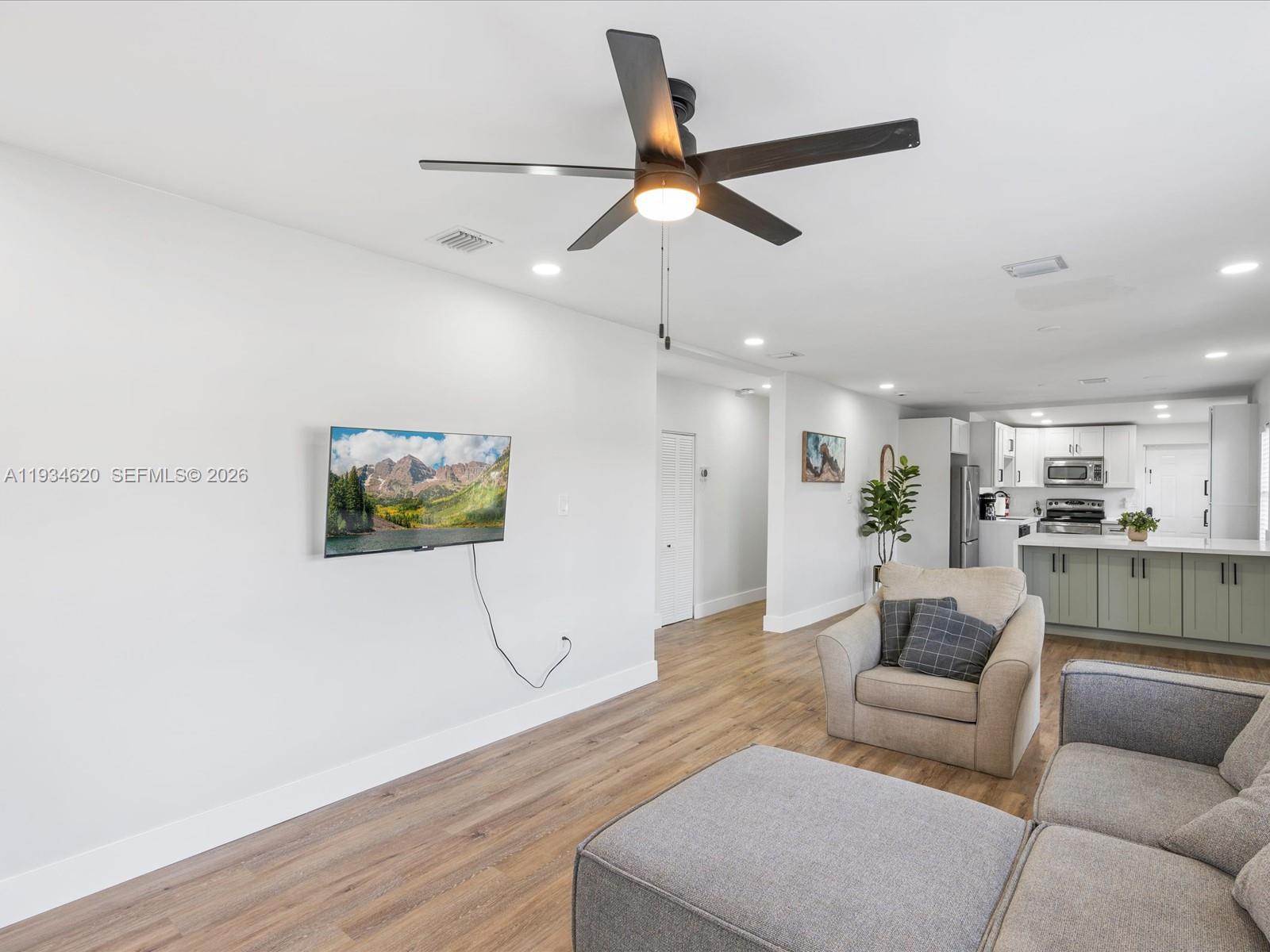 COMFORT GARDENS - Residential