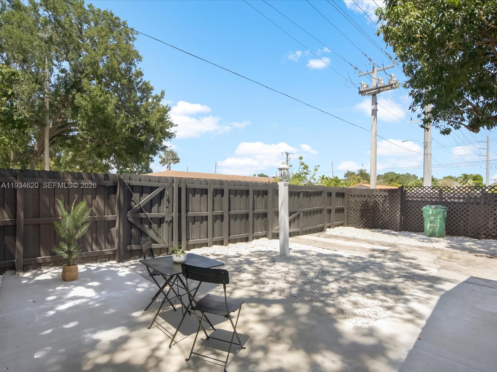 COMFORT GARDENS - Residential