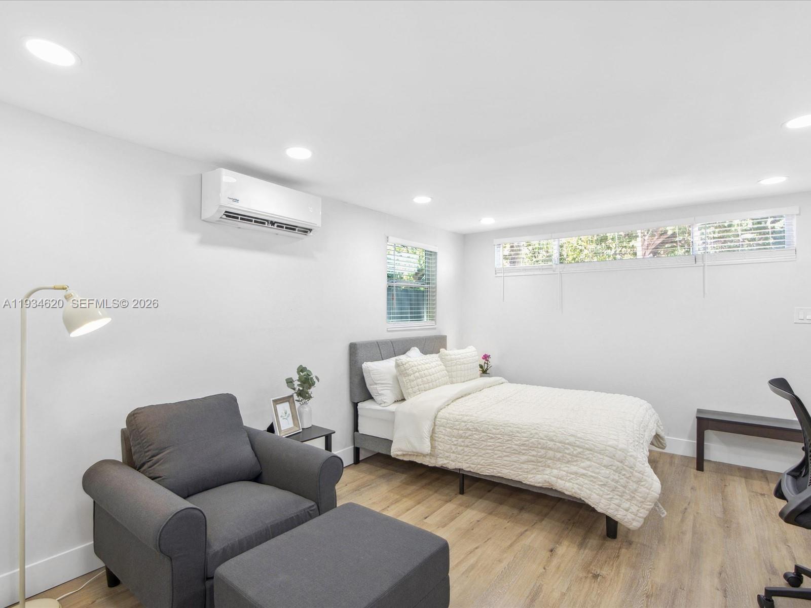 COMFORT GARDENS - Residential