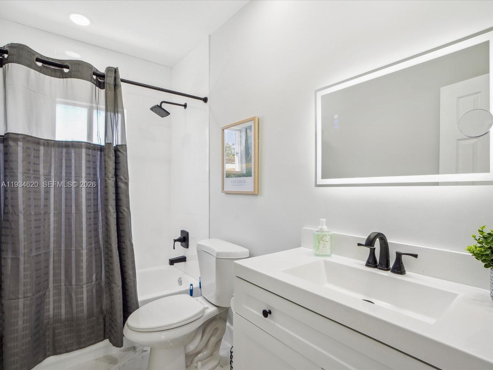 COMFORT GARDENS - Residential