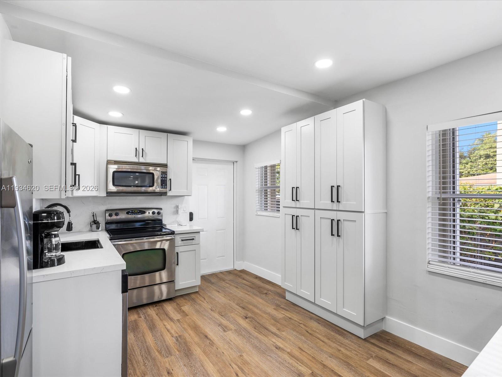 COMFORT GARDENS - Residential