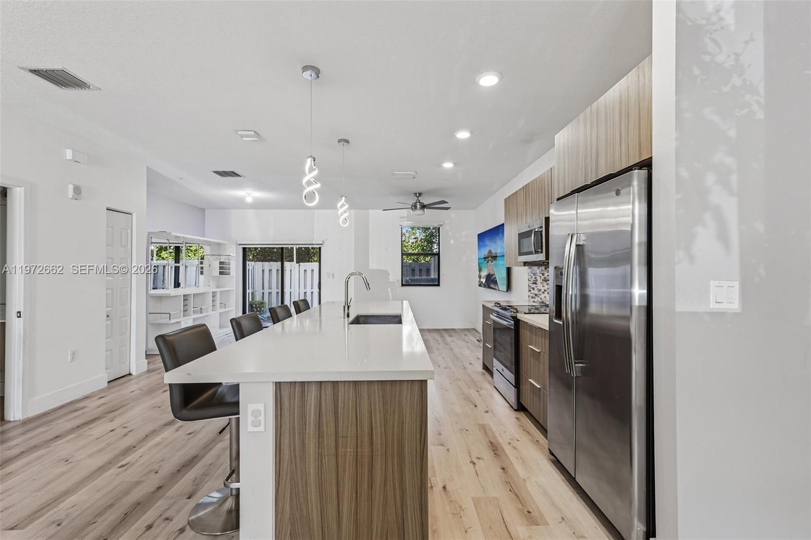 HIGHLAND AT PARK CENTRAL - Residential