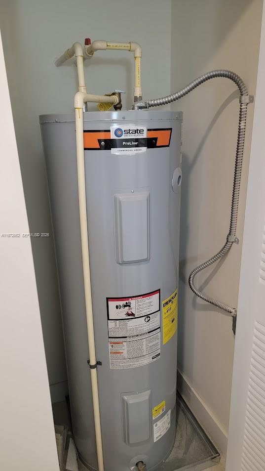 HIGHLAND AT PARK CENTRAL - Residential