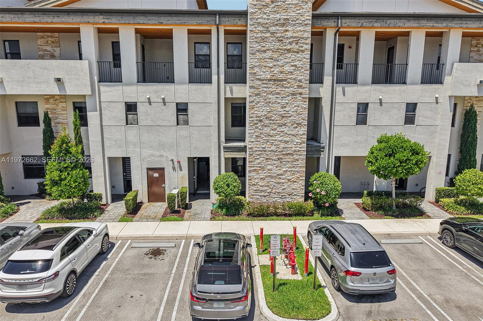 HIGHLAND AT PARK CENTRAL - Residential