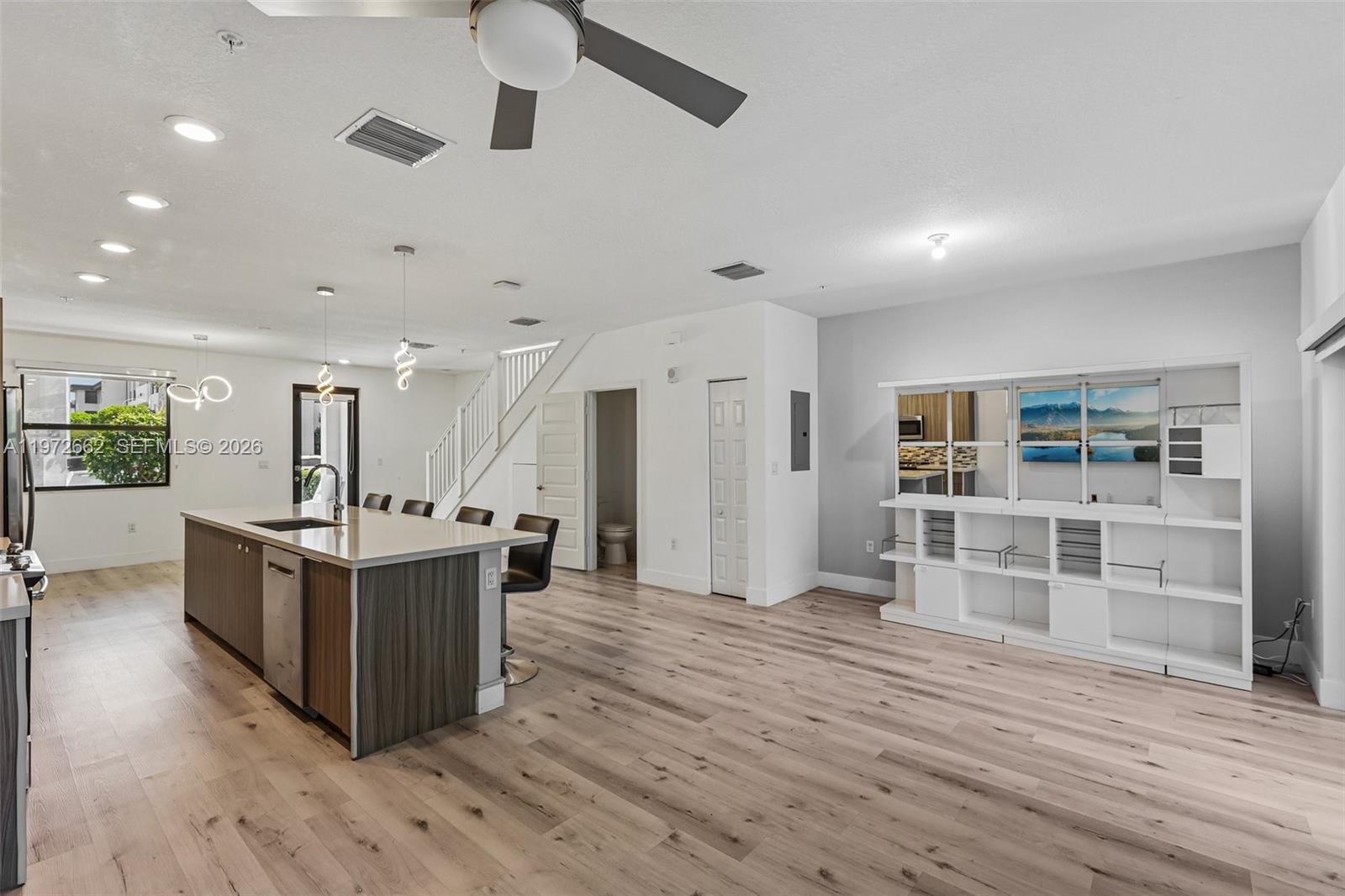 HIGHLAND AT PARK CENTRAL - Residential