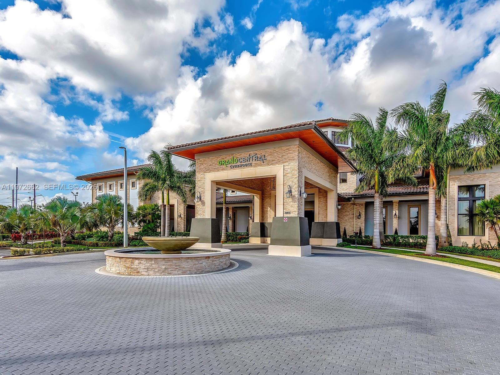 HIGHLAND AT PARK CENTRAL - Residential