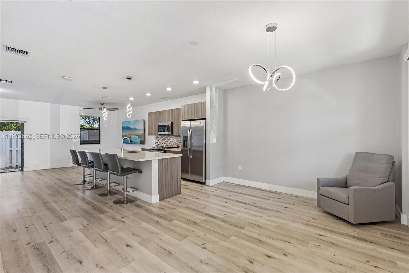 HIGHLAND AT PARK CENTRAL - Residential