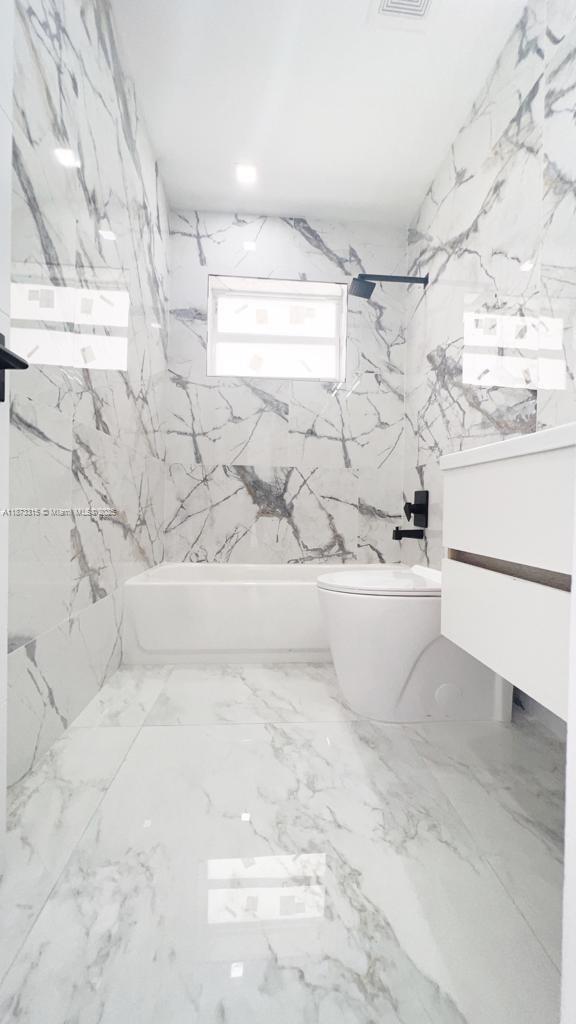 AIRPORT VISTA - Residential Income