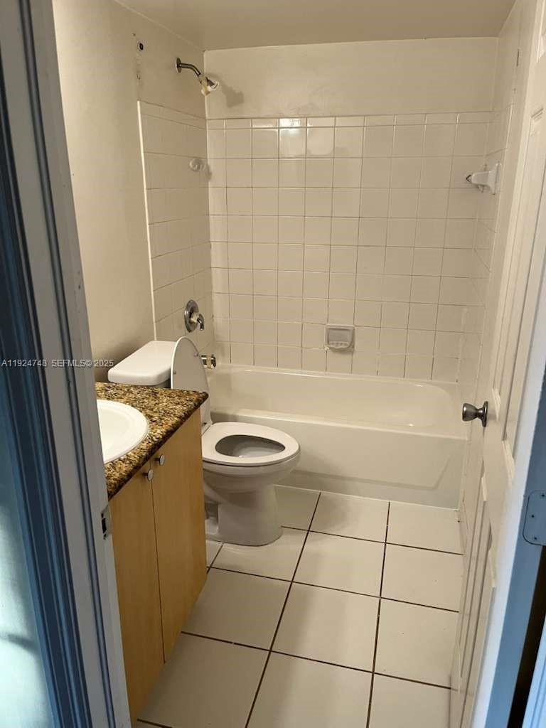 AVENTI AT AVENTURA CONDO - Residential Lease