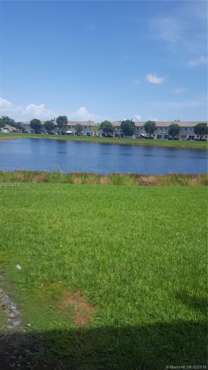 VENETIA GROVE - Residential Lease