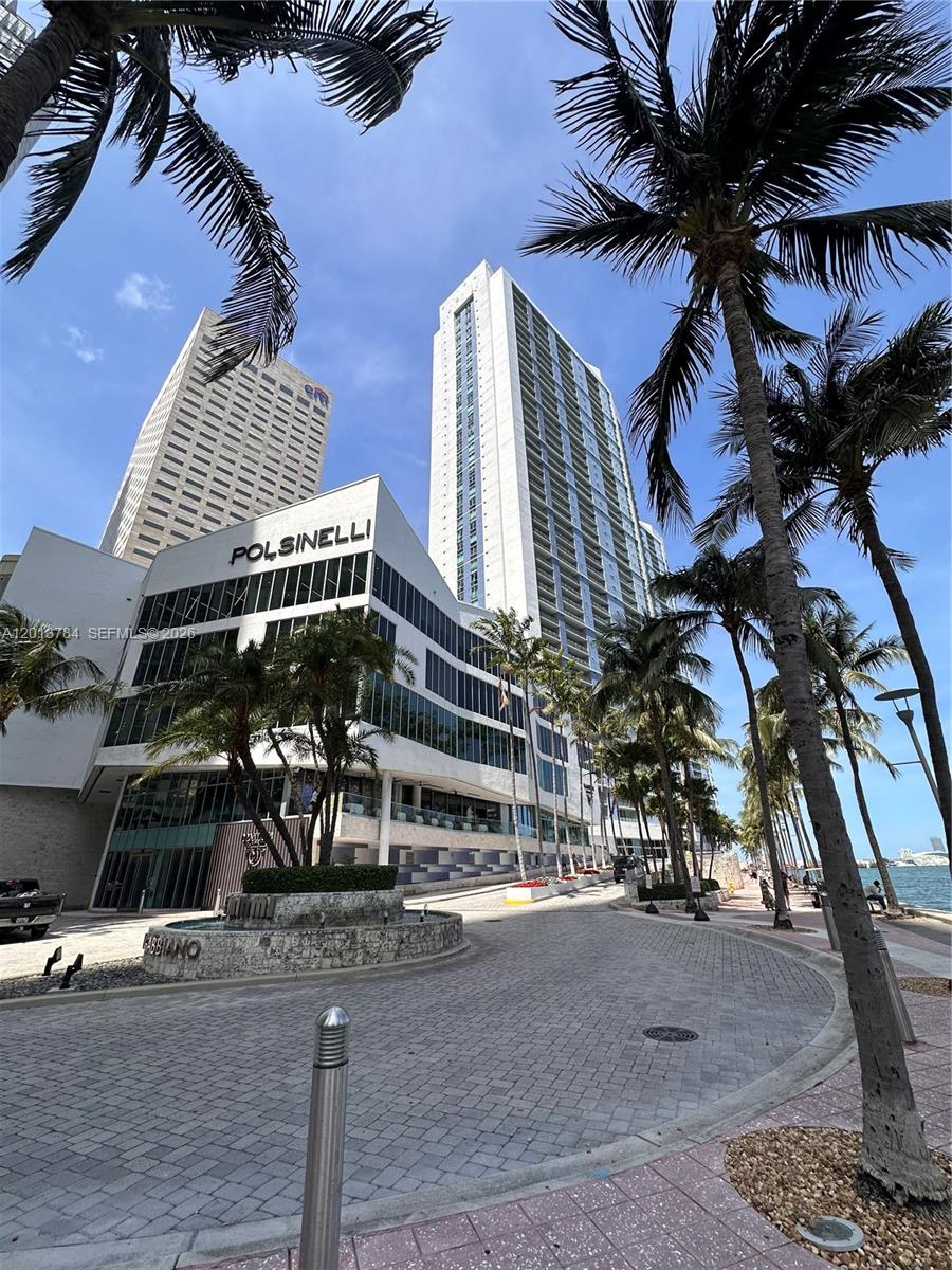 325 S Biscayne Blvd 2215