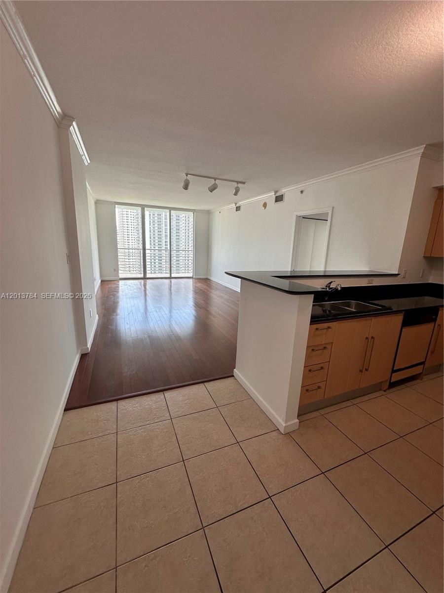 ONE MIAMI WEST CONDO - Residential Lease