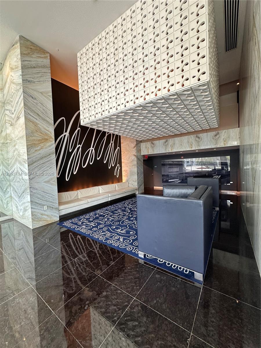 325 S Biscayne Blvd 2215