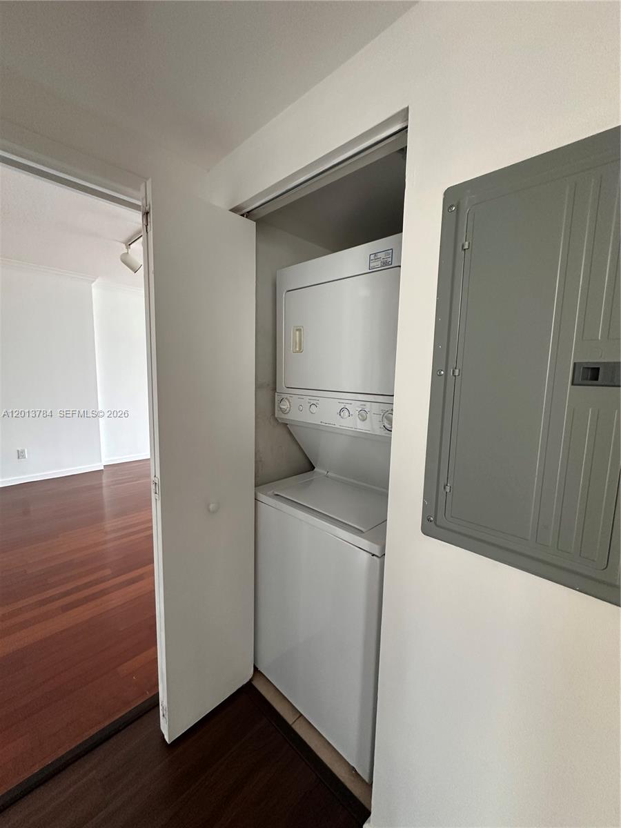 ONE MIAMI WEST CONDO - Residential Lease