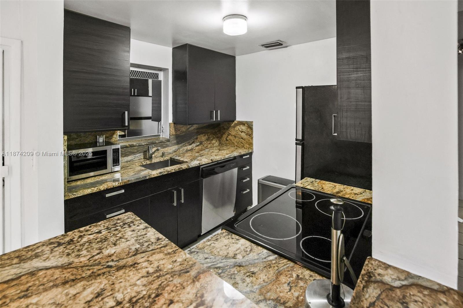 641 ESPANOLA WAY INC COND - Residential