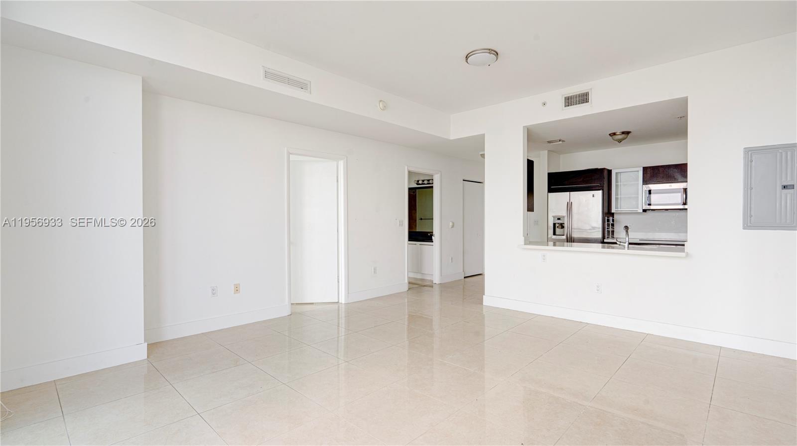 IVY CONDO - Residential