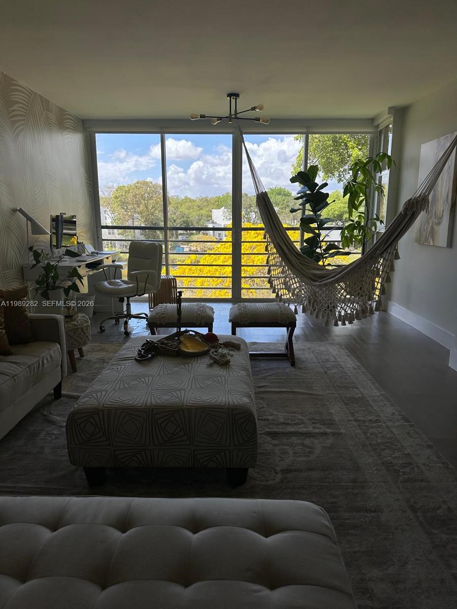 CONDO 1 OF SABAL PALM CON - Residential Lease