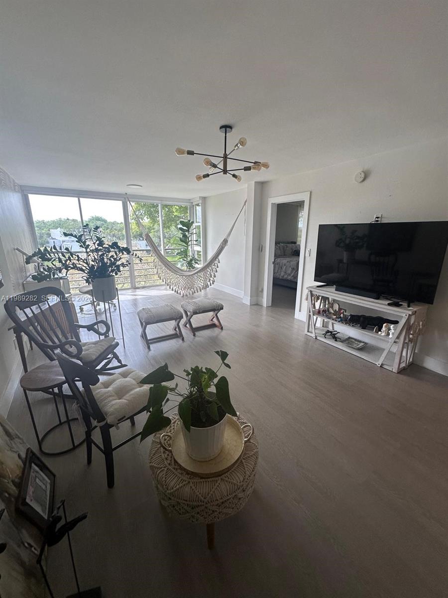 CONDO 1 OF SABAL PALM CON - Residential Lease